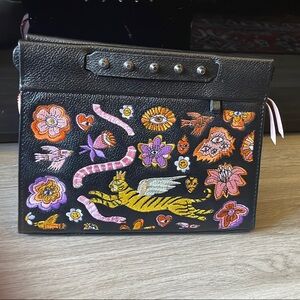 Min & Mon Vali Crossbody small Black Leather Bag - Vintage Bloom Embroidery